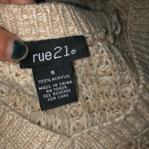 Sweater - Picture 3 of 3